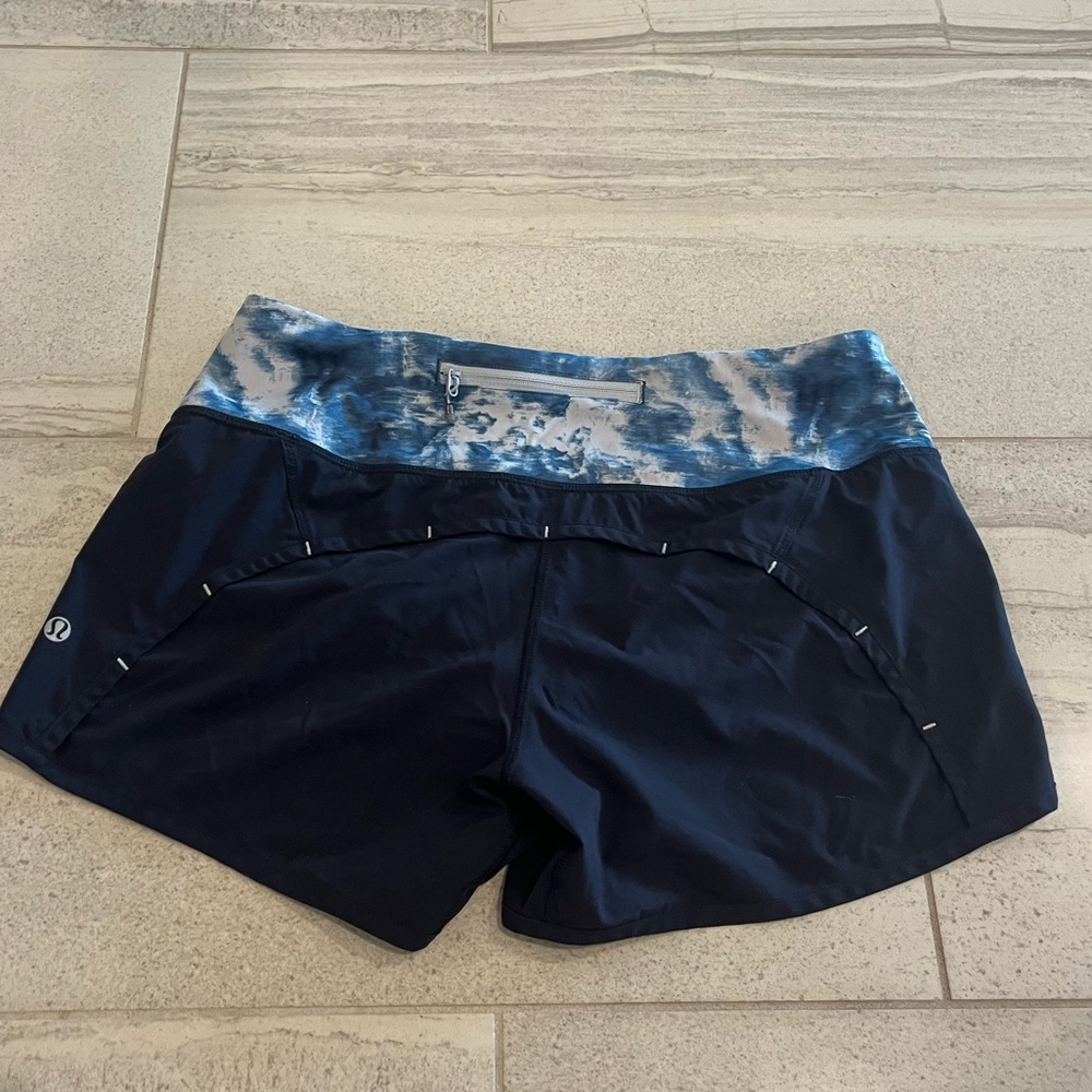 Lululemon Mid Rise Shorts - Picture 2 of 4